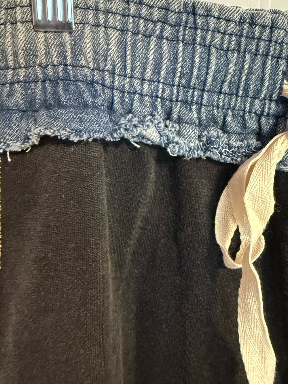 💕NEW! Washed 2-piece Black & Blue Denim lounge set - Picture 3 of 11